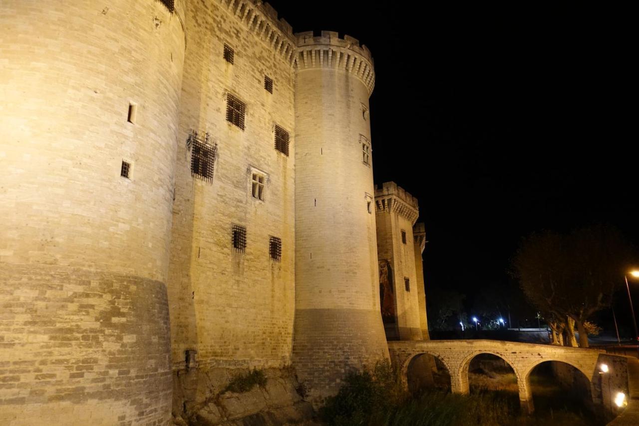 Appartement Tarascon Bagian luar foto