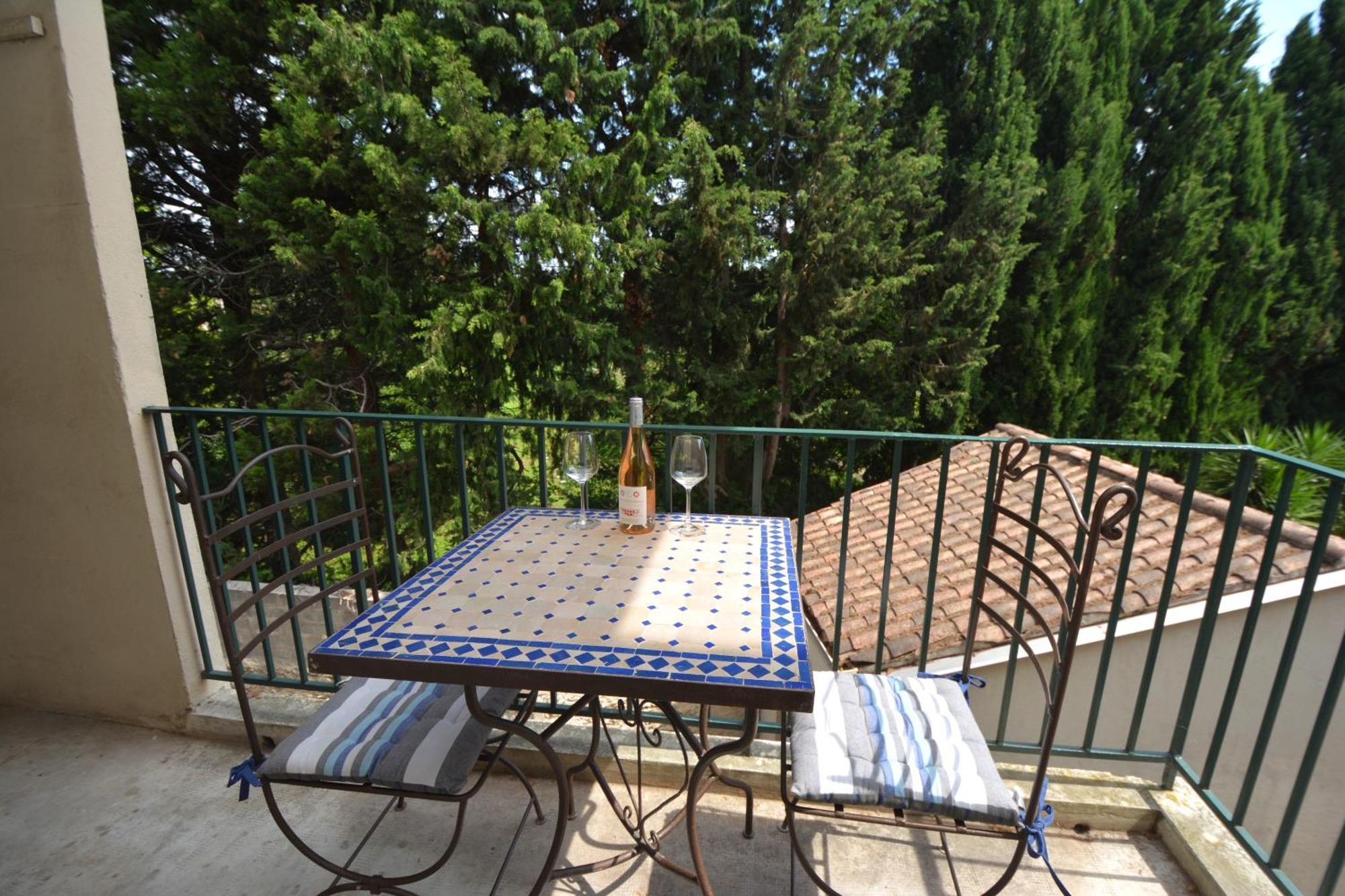Appartement Tarascon Bagian luar foto